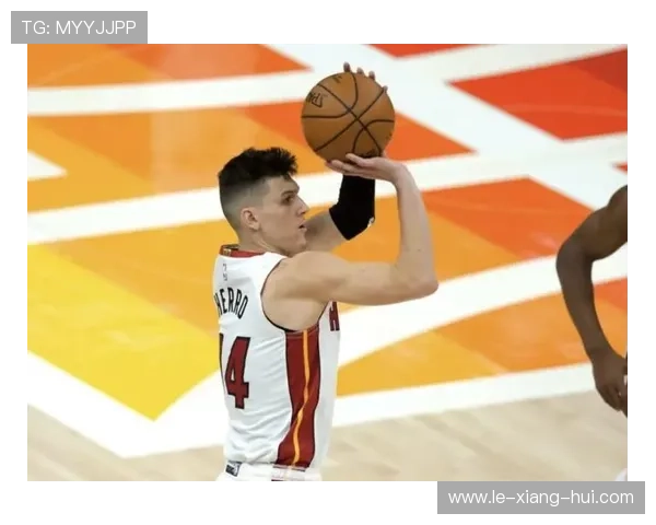 希罗曾誓言五场内复出创纪录现已缺席17场引发关注与讨论